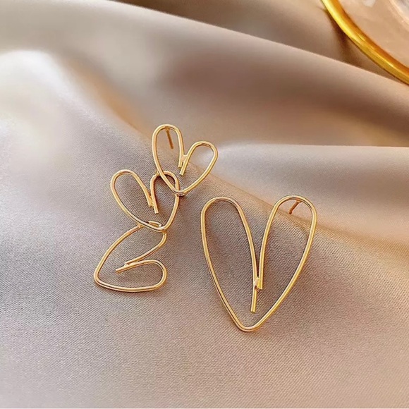 Jewelry - NEW Women’s Girls Gold Heart Earrings Jewelry Gift